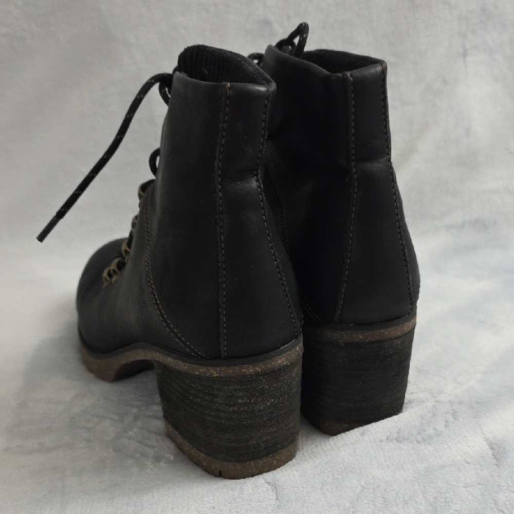 Korks Black Lace Up Ankle Boots Womens Size 8.5 Block Heel Combat Style - Picture 3 of 8
